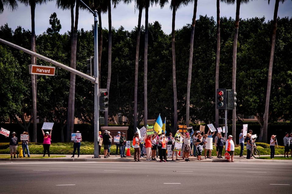 Keep It Chill: How to Stay Hydrated and Safe During Summer Protests